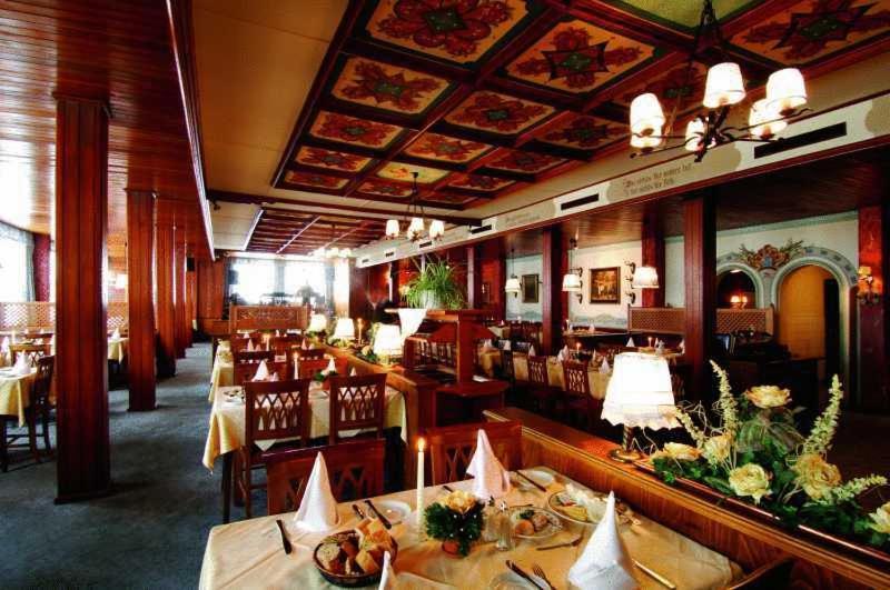 Hotel Gasthof Markterwirt Altenmarkt im Pongau Eksteriør billede